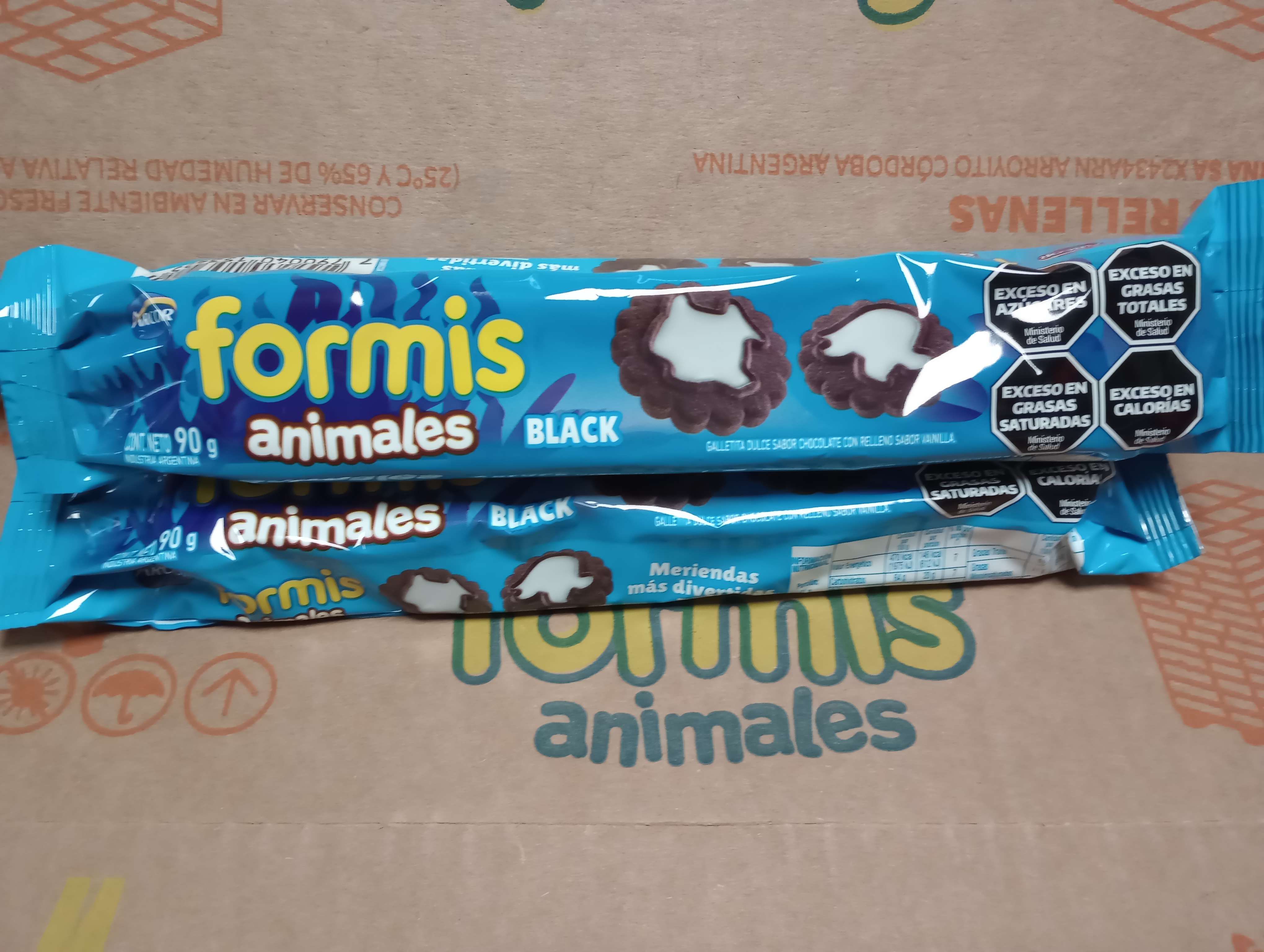 FORMIS BLACK 90g(CAJA*36u)